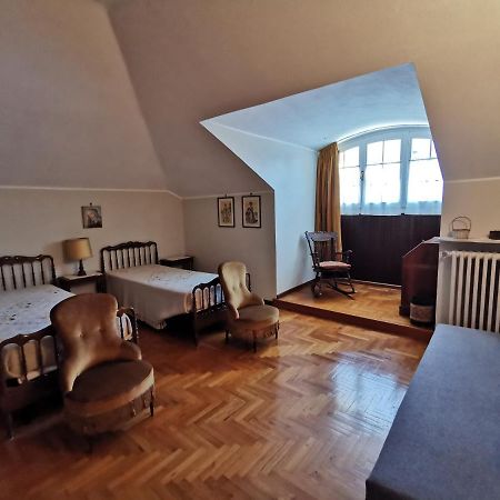 Casa Vacanze - Residenza Elvezia Tirano Buitenkant foto