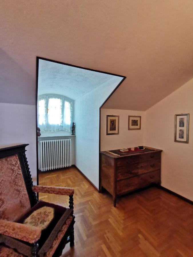 Casa Vacanze - Residenza Elvezia Tirano Buitenkant foto