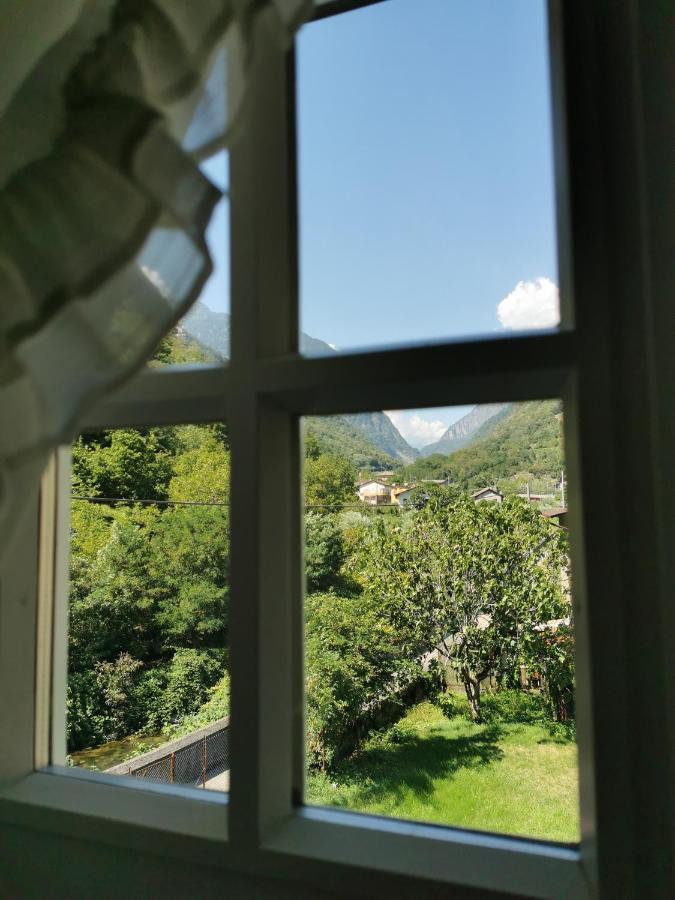 Casa Vacanze - Residenza Elvezia Tirano Buitenkant foto