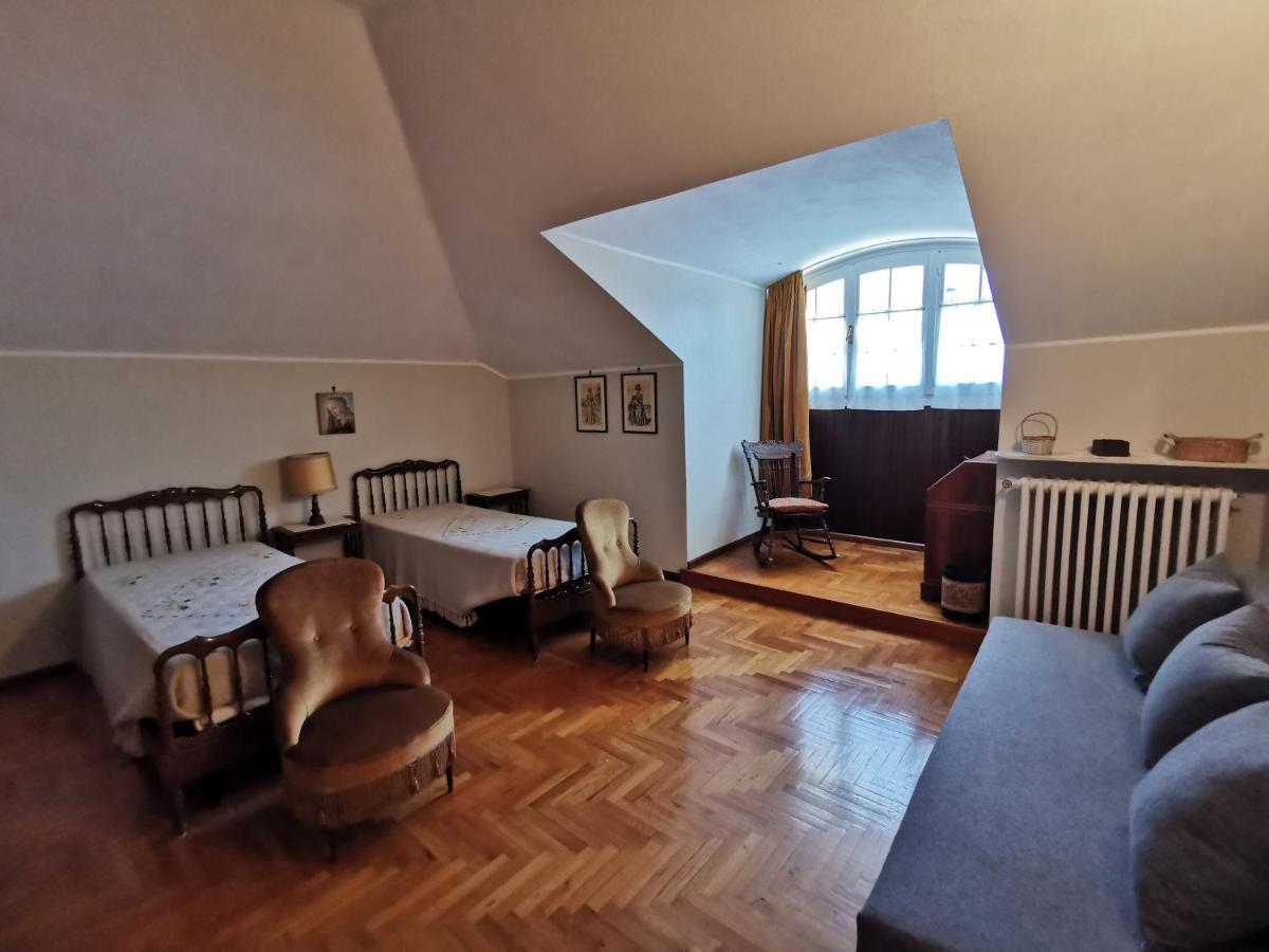 Casa Vacanze - Residenza Elvezia Tirano Buitenkant foto