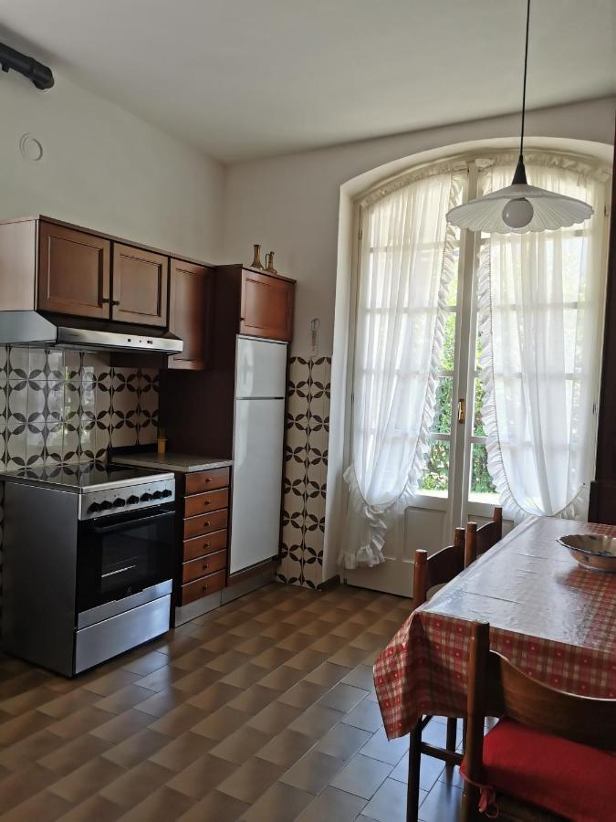 Casa Vacanze - Residenza Elvezia Tirano Buitenkant foto