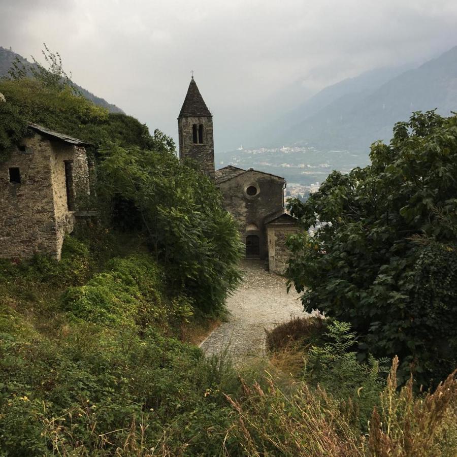 Casa Vacanze - Residenza Elvezia Tirano Buitenkant foto