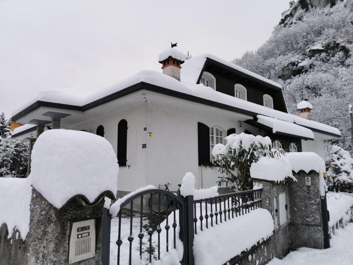 Casa Vacanze - Residenza Elvezia Tirano Buitenkant foto